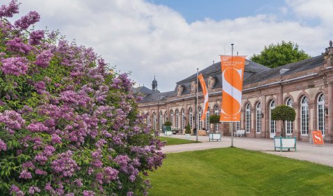 Heike Hoffmanns Abschieds-Festival wurde von gutem Wetter begleitet. Das Motto „Da Capo“ zieht sich durch das Festival, kann aber auch als Aufforderung an ihre Nachfolgerin Cornelia Bend verstanden werden. Foto: Matthias Wittig