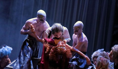 Dracula als Tanz am Theater Gera. Foto: Theater Gera