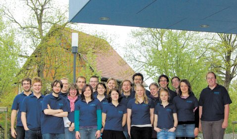 Das gemeinsame Dach ist gefunden: Studentinnen- und Studentenvertreter in Trossingen. Foto: Staatliche Hochschule für Musik Trossingen