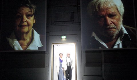 Friederike Frerichs und Hans Hirschmüller in Sciarronos „Vanitas“ in Berlin. Foto: Thomas Bartilla