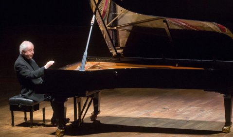 Sir András Schiff erhält Bach-Medaille. Foto: Bach-Archiv Leipzig