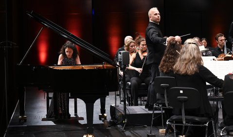 Sommerfestspiele „La Capitale d‘ Été“ mit Beatrice Rana, Yannick Nézet-Séguin und dem Chamber Orchestra of Europe. Foto: Andrea Kremper