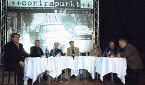 ++contrapunkt++-Start - von links nach rechts: Theo Geißler, Wolfgang Hufschmidt, Siegfried Thiele, Peter Gülke, Gisela May, Stephan Sulke und Manfred Wagenbreth. Foto Martin Hufner.